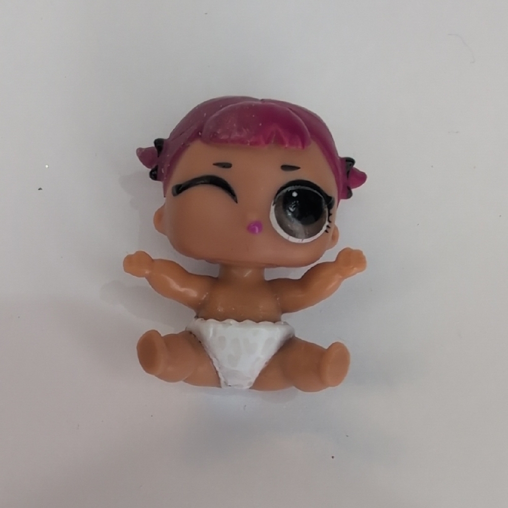 LOL Surprise Doll - lil Cherry- Rare hard to find series 2